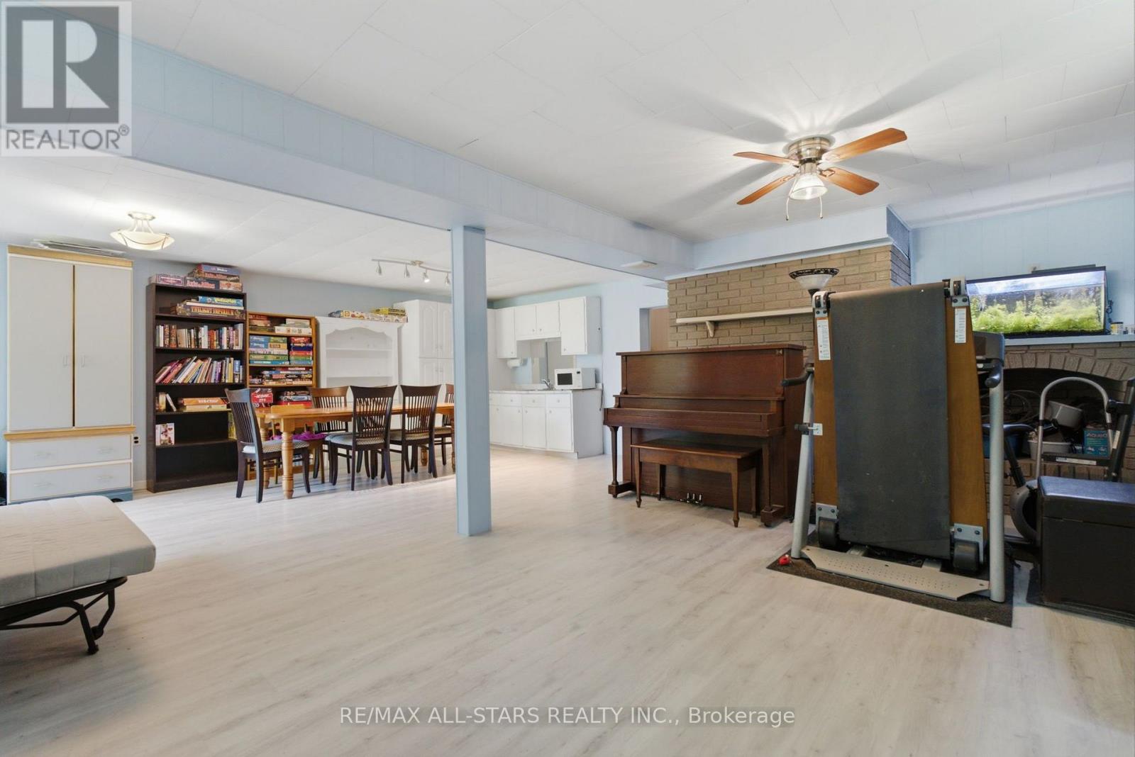 85 REACH STREET - Image 24