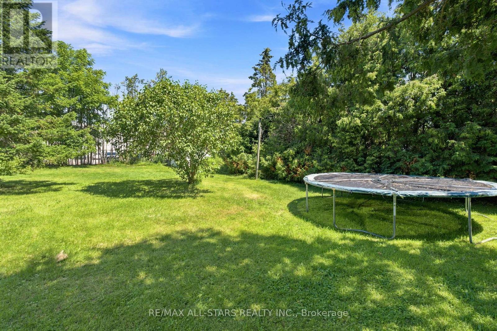 85 REACH STREET - 32