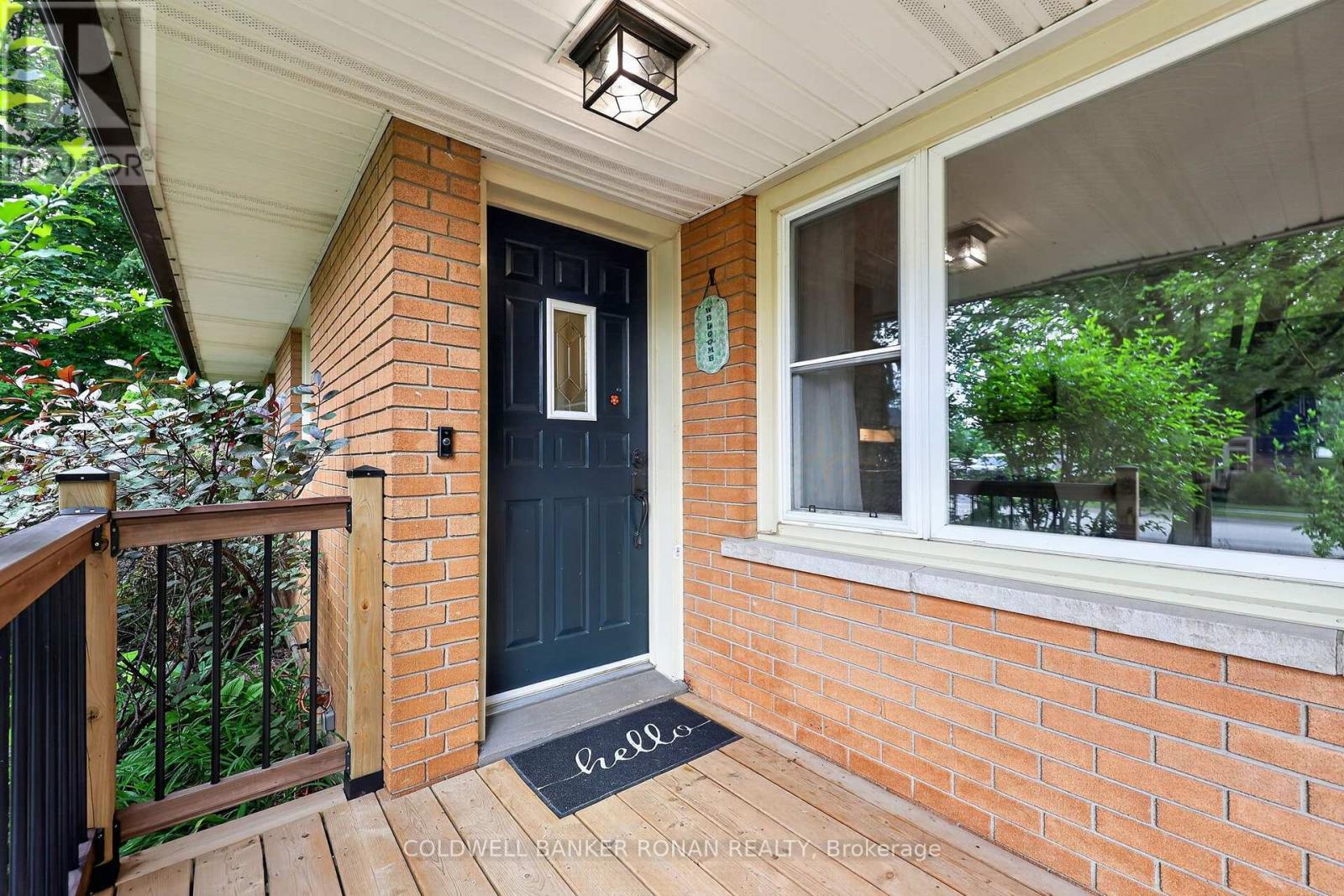 4 RICHMOND STREET E - 3