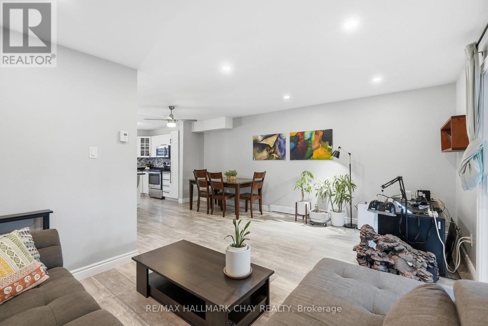 536 TENTH STREET - Image 11