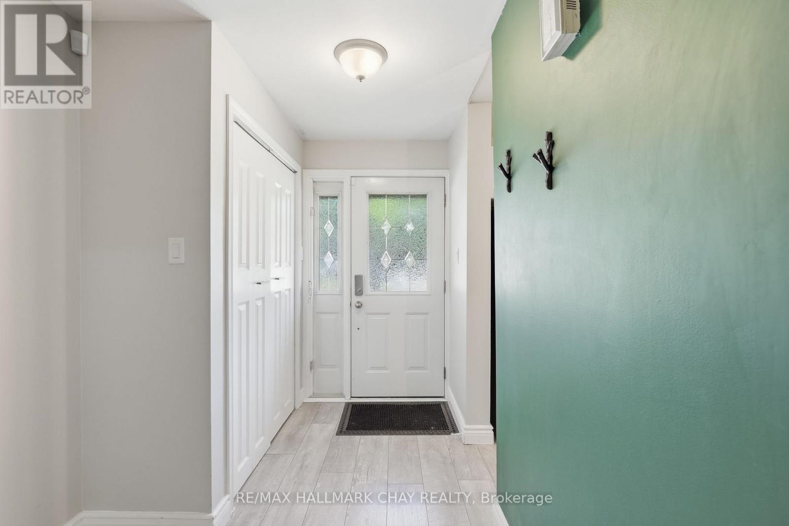 536 TENTH STREET - Image 3