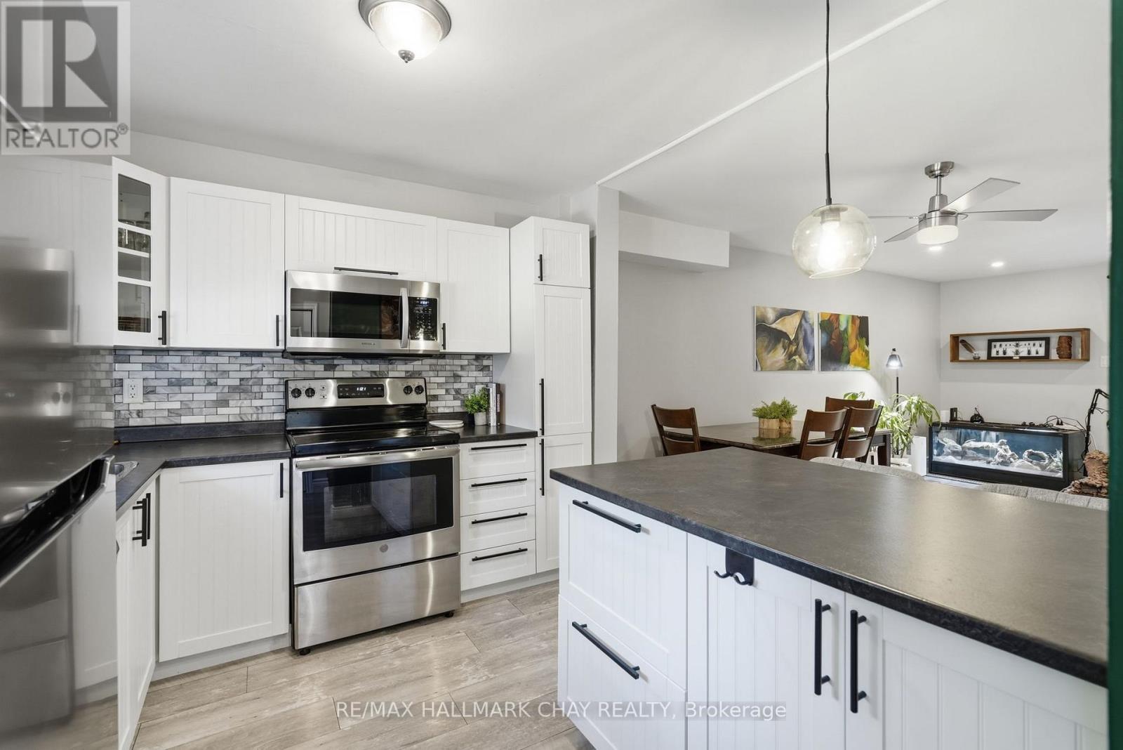 536 TENTH STREET - Image 5