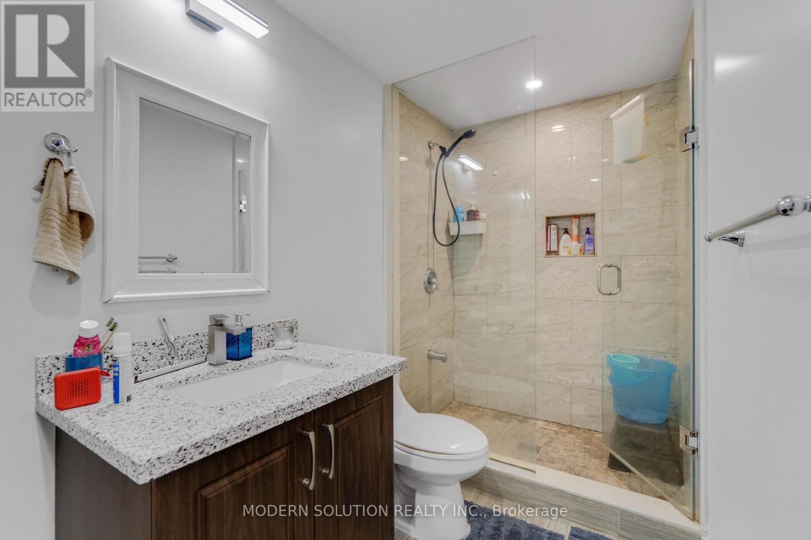 4 OVERHOLD CRESCENT - Image 46
