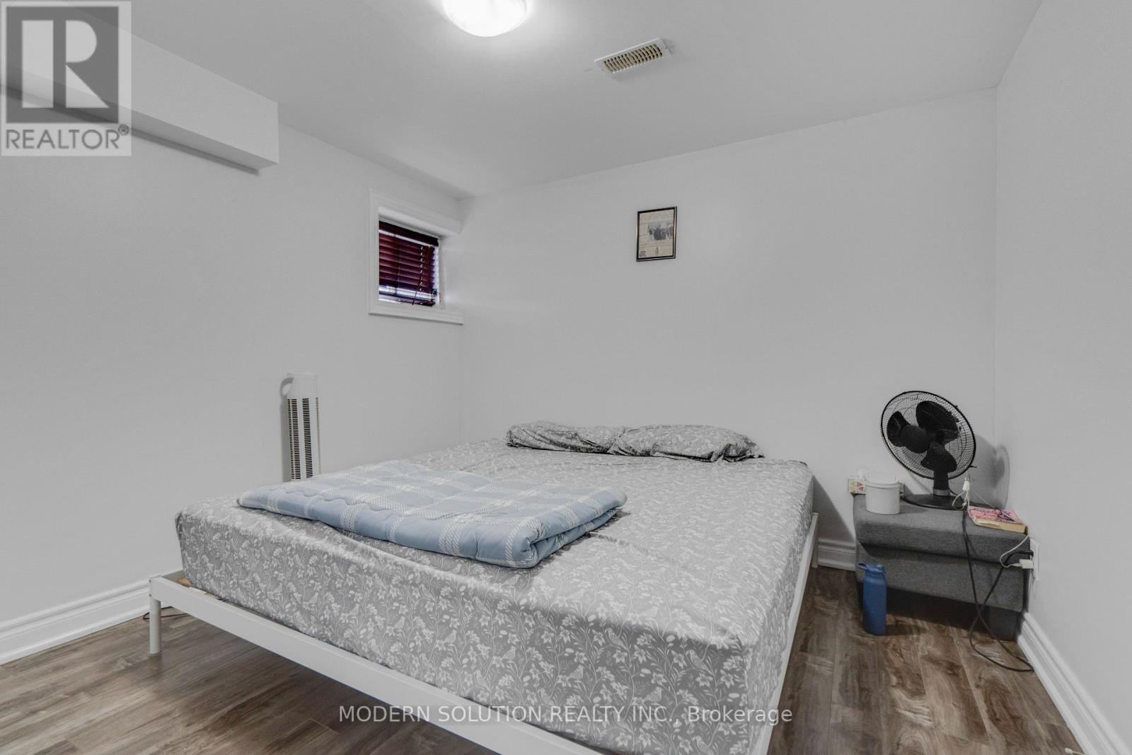 4 OVERHOLD CRESCENT - Image 47