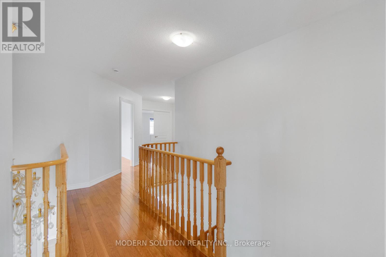 4 OVERHOLD CRESCENT - Image 23