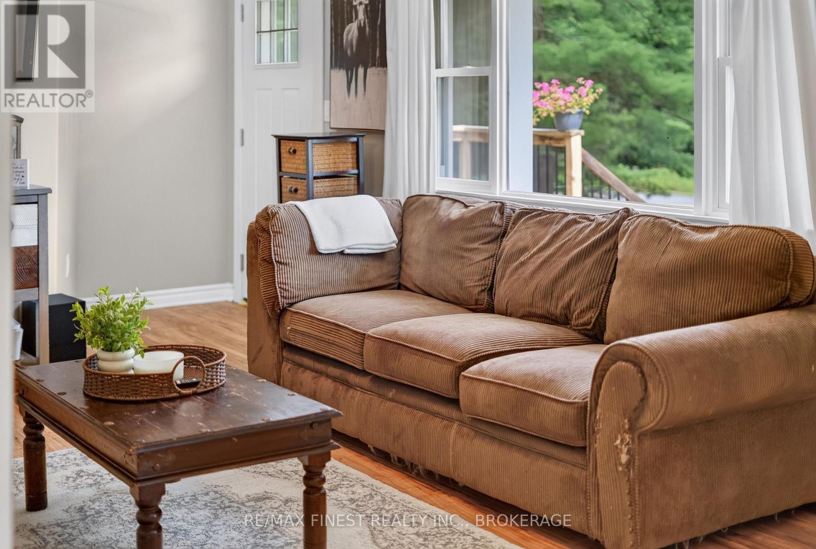 6213 PERTH ROAD - Image 24