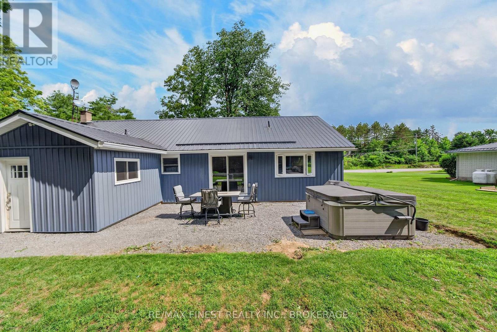 6213 PERTH ROAD - Image 33