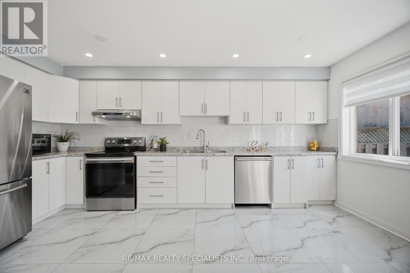 200 TILLER TRAIL - Image 11
