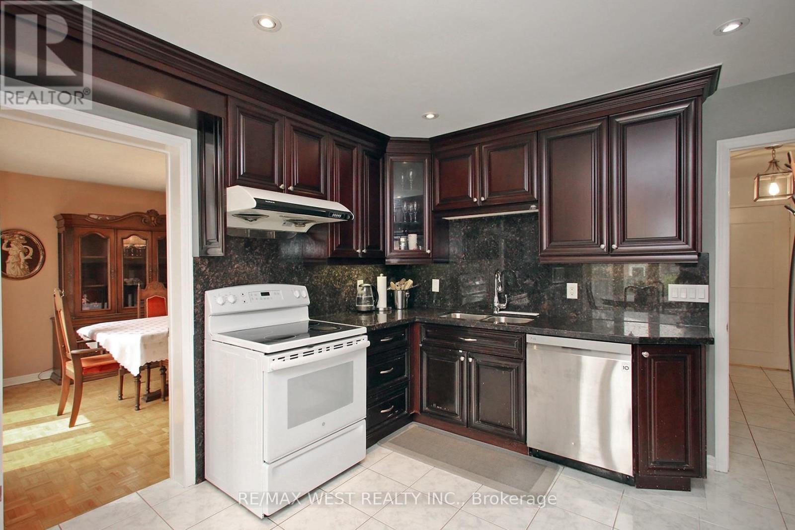 540 LOUIS DRIVE - 14