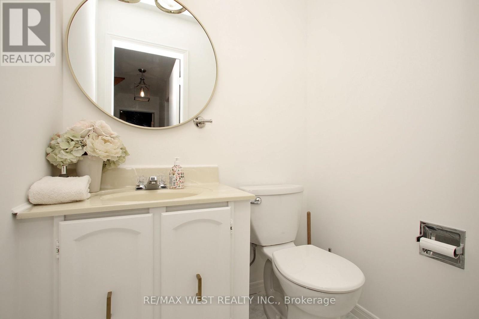 540 LOUIS DRIVE - 20