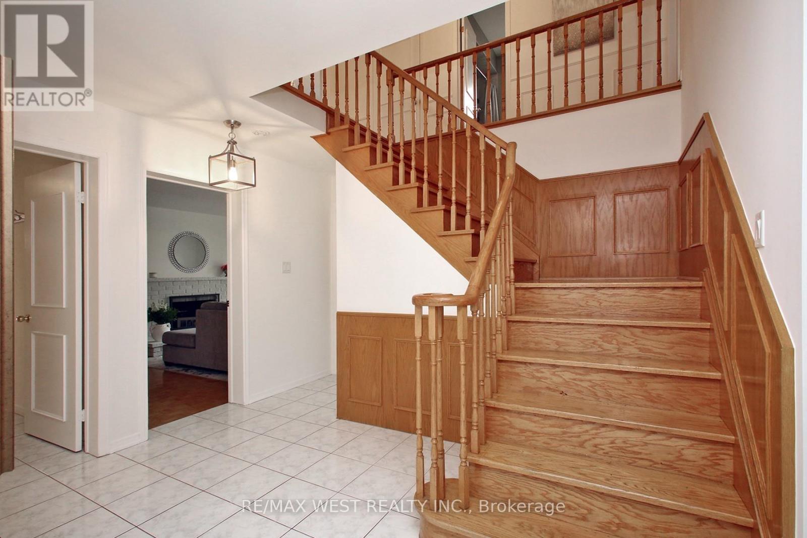 540 LOUIS DRIVE - 22