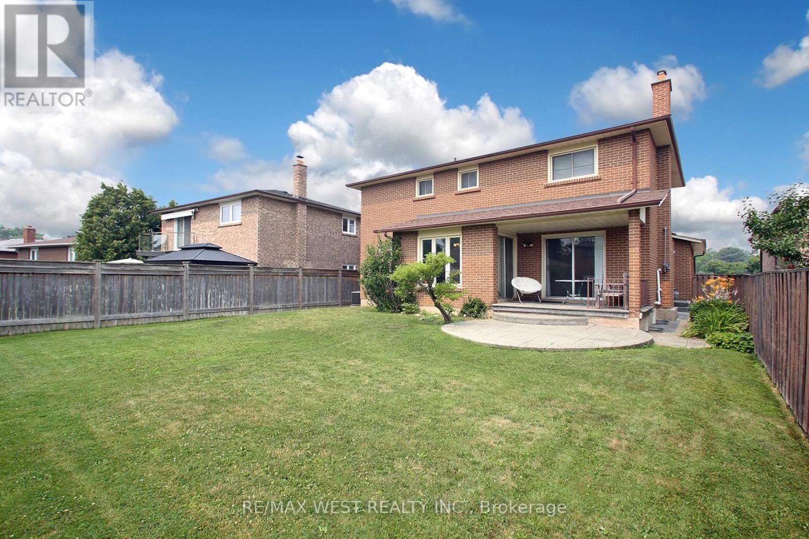 540 LOUIS DRIVE - 35