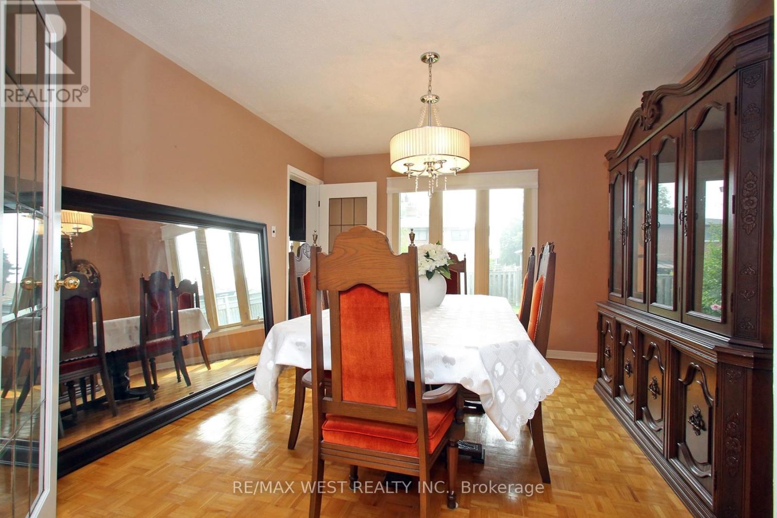 540 LOUIS DRIVE - 8