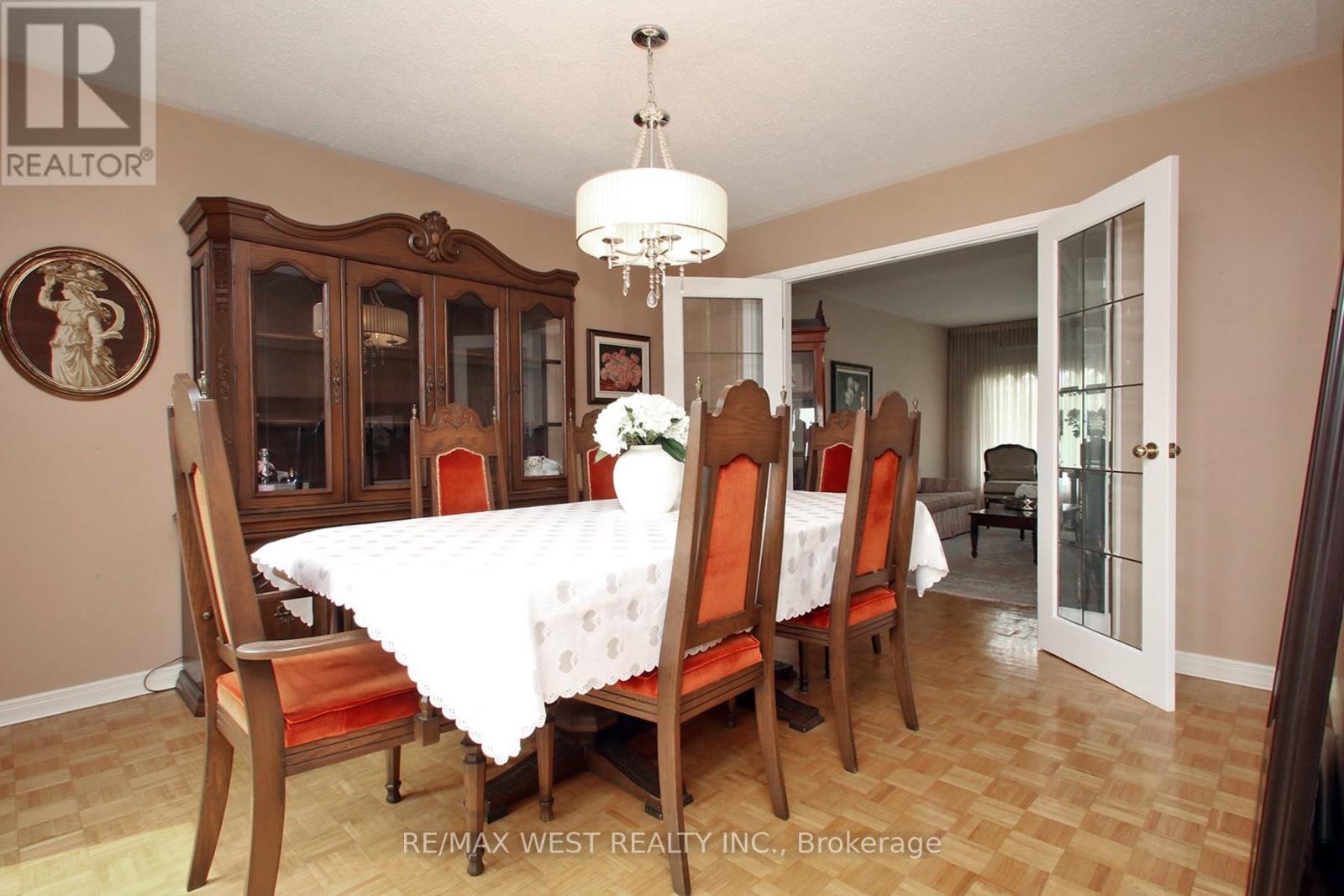 540 LOUIS DRIVE - 9