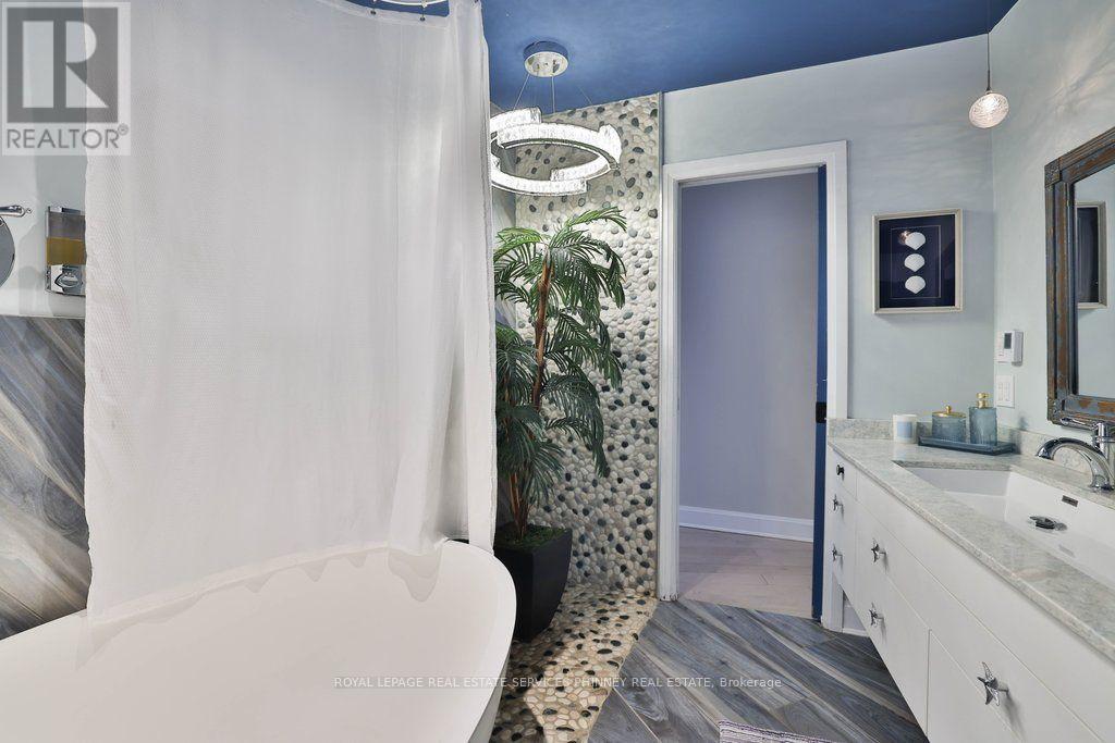 1352 NOCTURNE COURT - Image 22