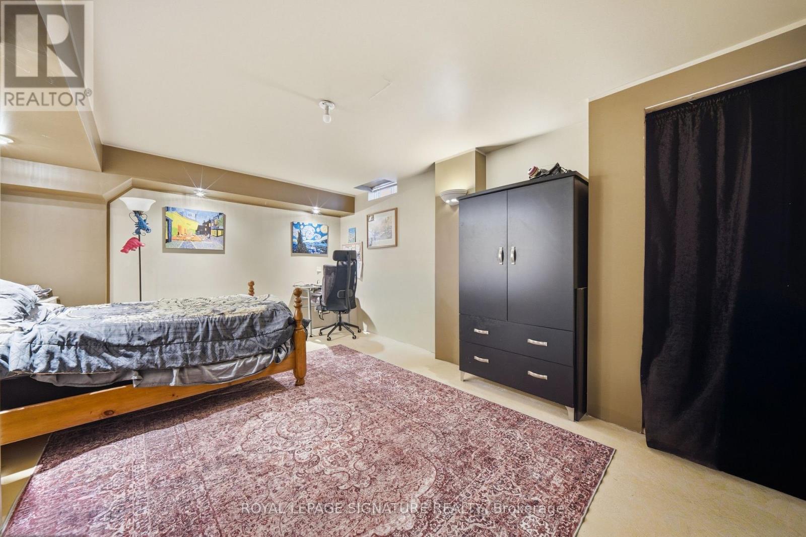 79 TWIN WILLOW CRESCENT E - 33