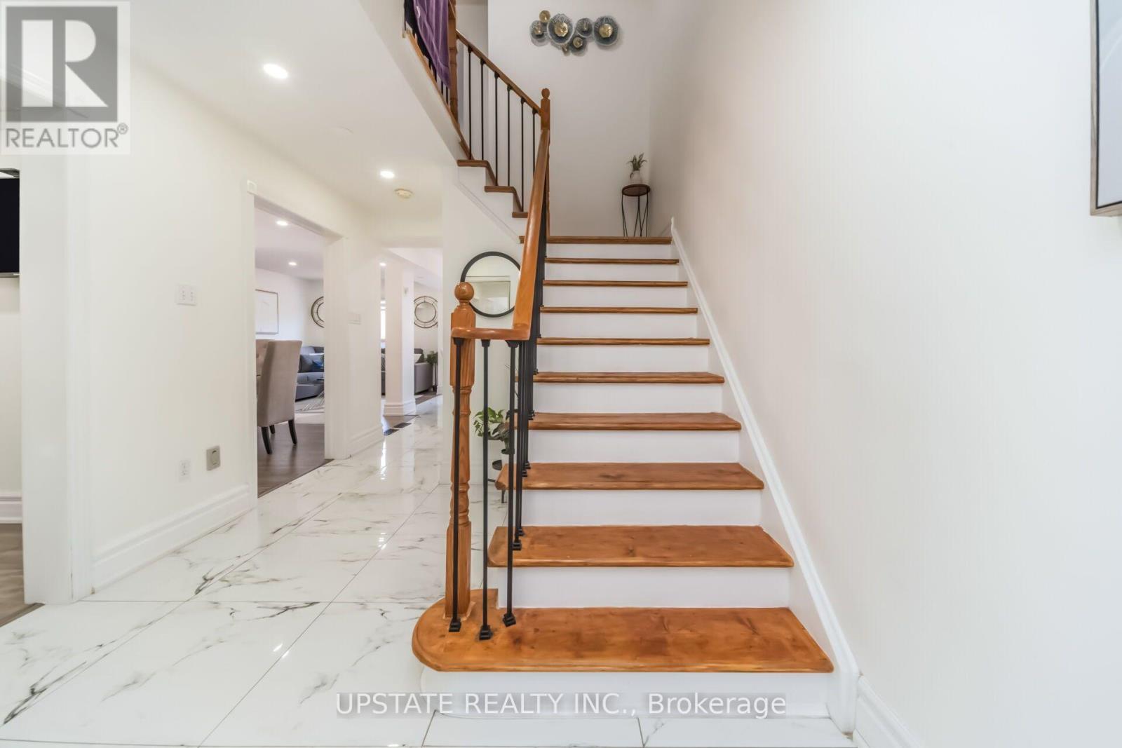 145 VALONIA DRIVE - Image 17