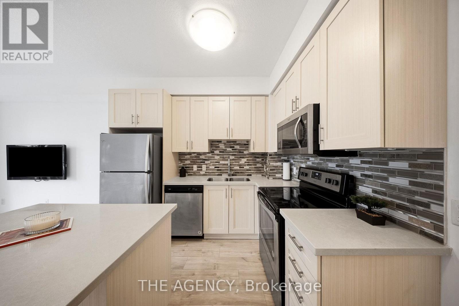 #321 2486 OLD BRONTE ROAD - 9