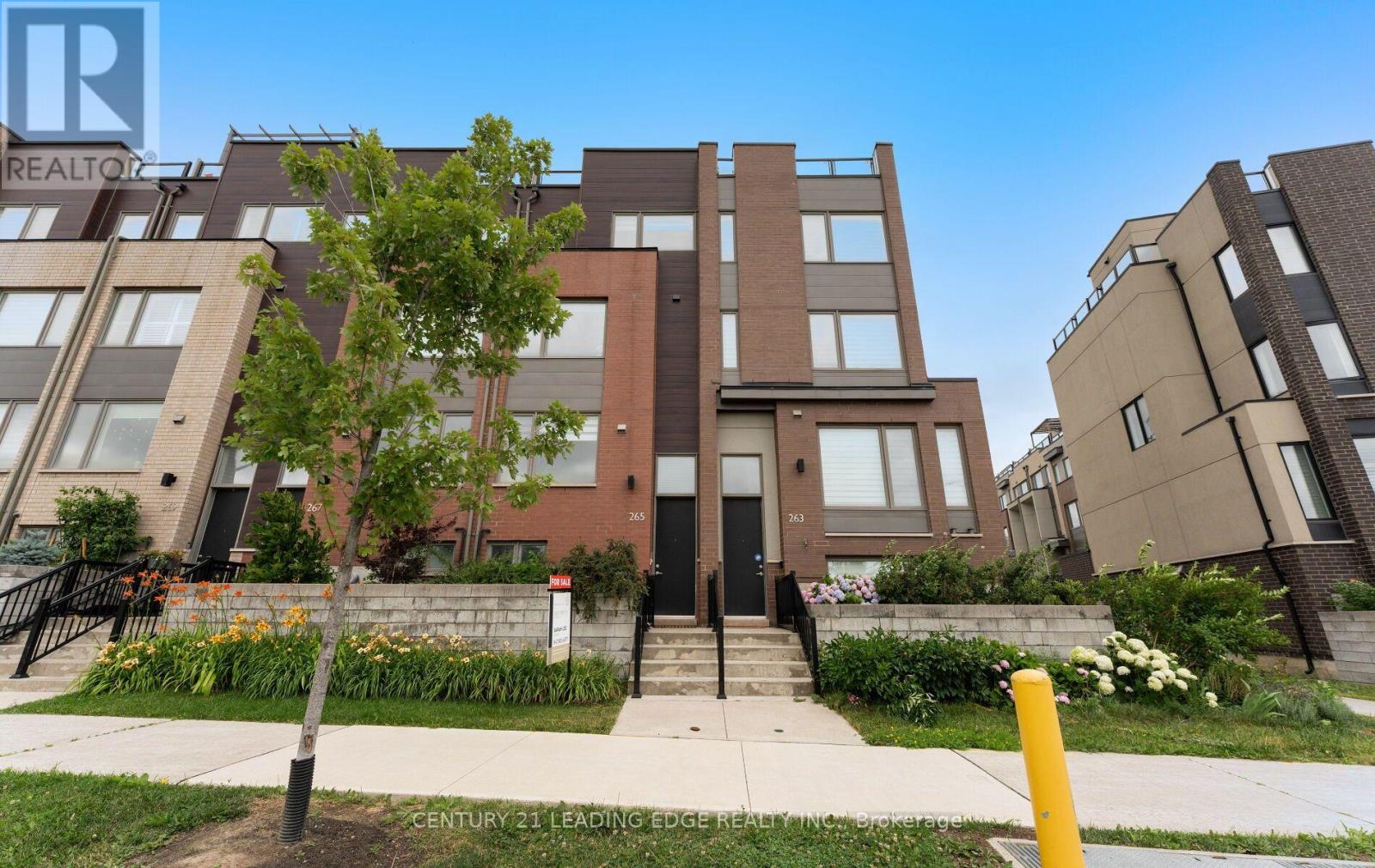 265 DOWNSVIEW PARK BOULEVARD - 4