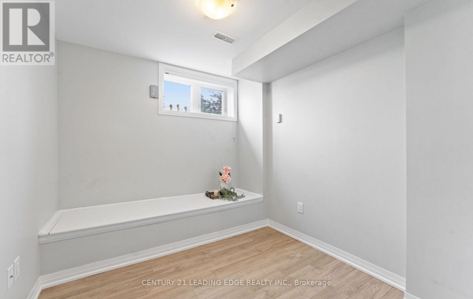 265 DOWNSVIEW PARK BOULEVARD - 44