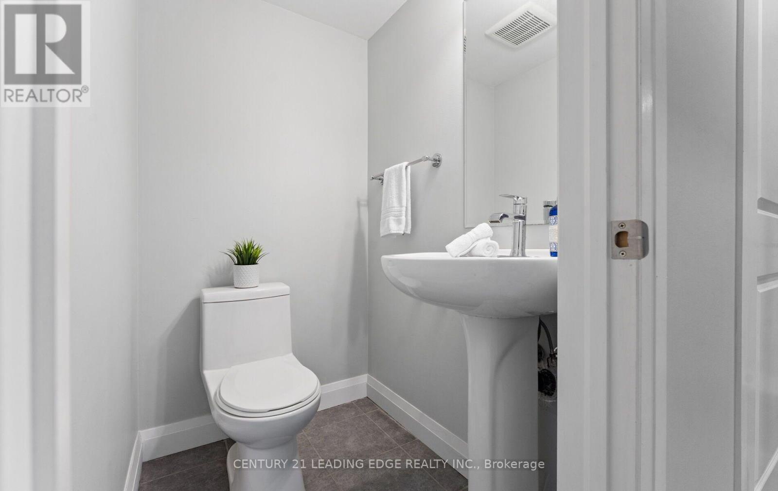 265 DOWNSVIEW PARK BOULEVARD - 45