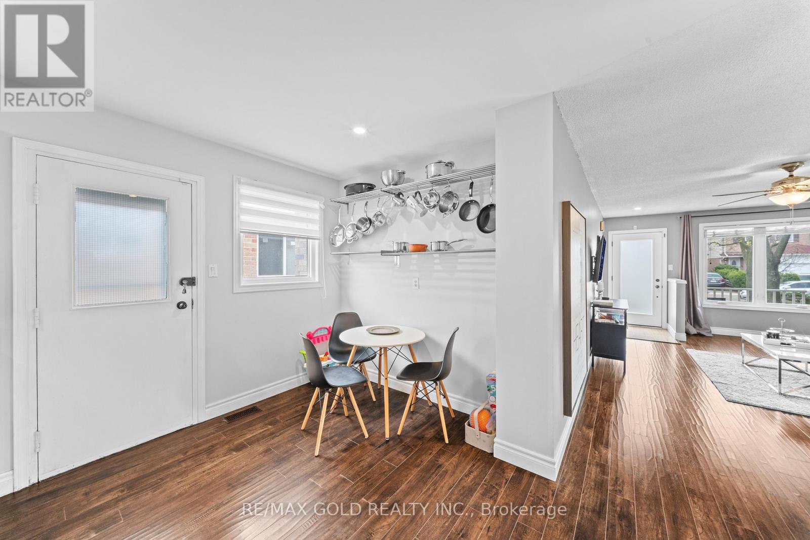 128 MARTINDALE CRESCENT - 20