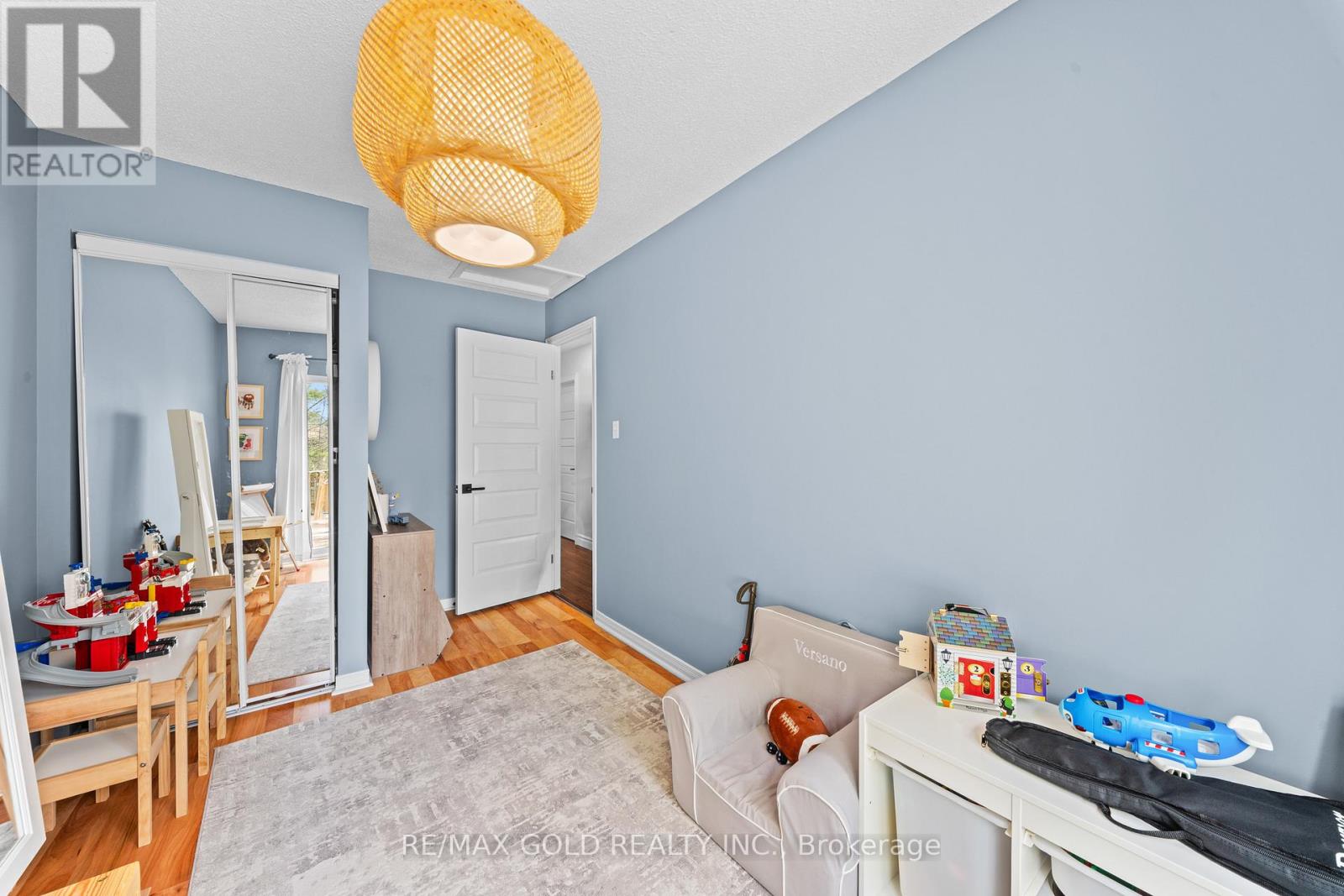 128 MARTINDALE CRESCENT - 26