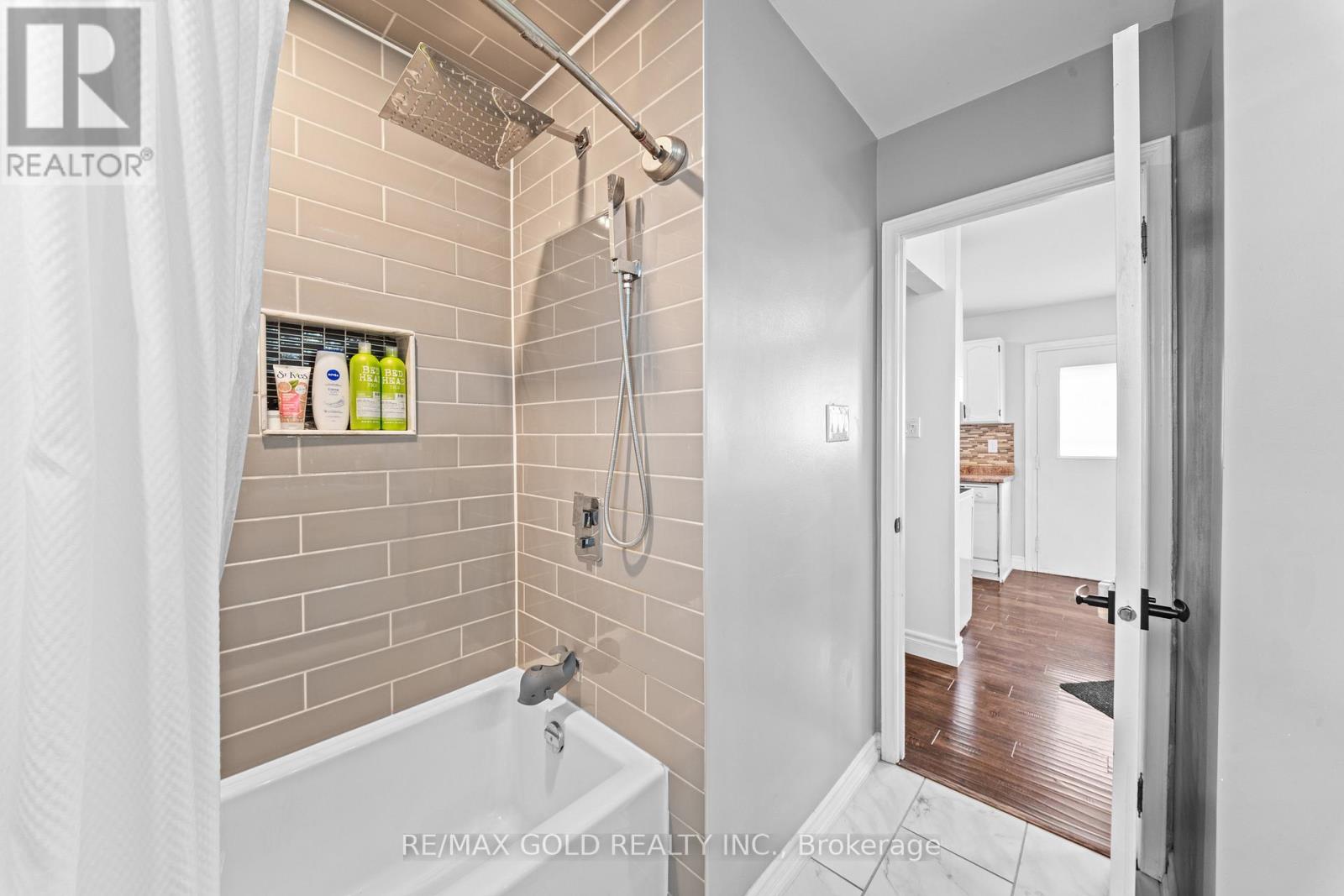 128 MARTINDALE CRESCENT - 41