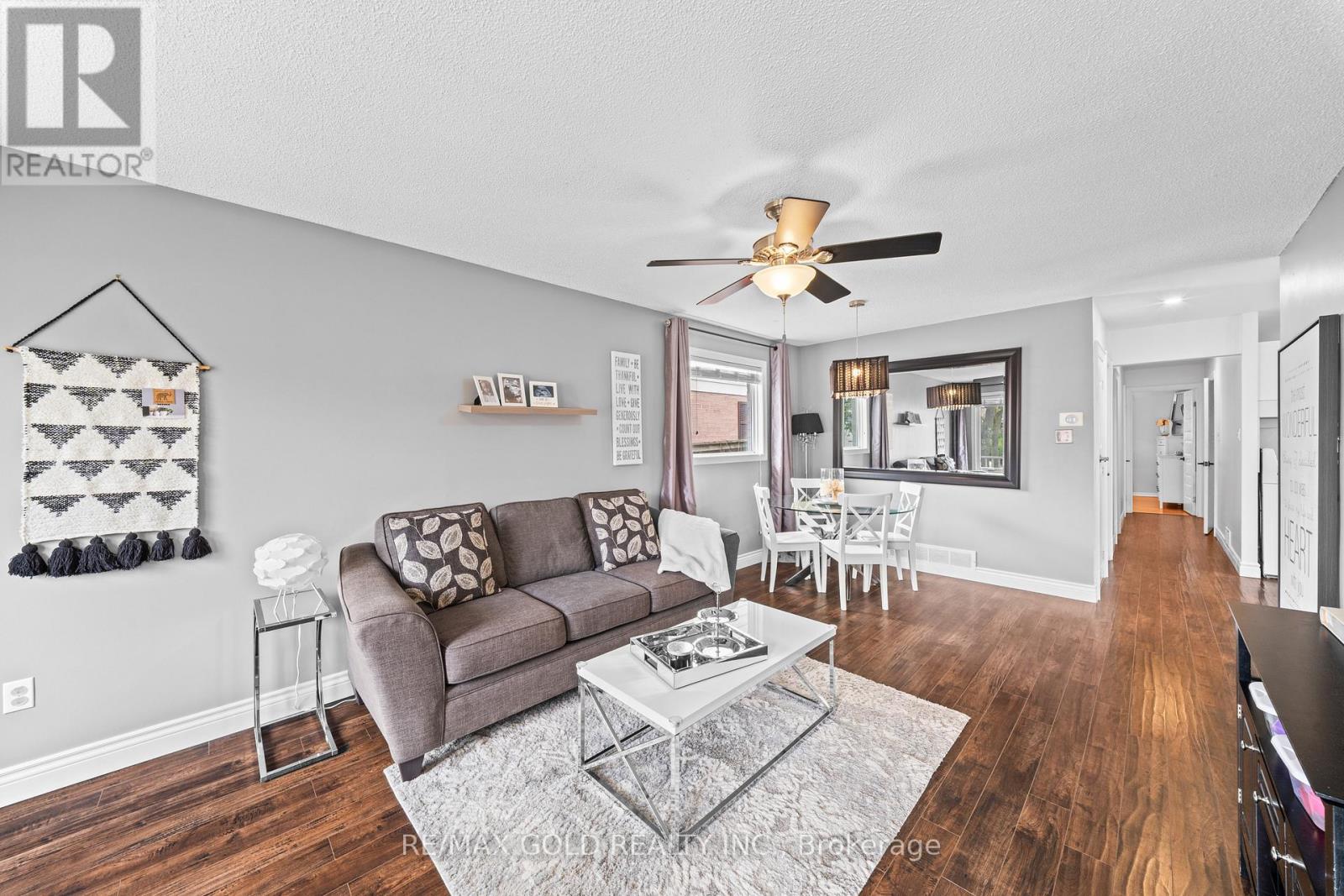 128 MARTINDALE CRESCENT - 9