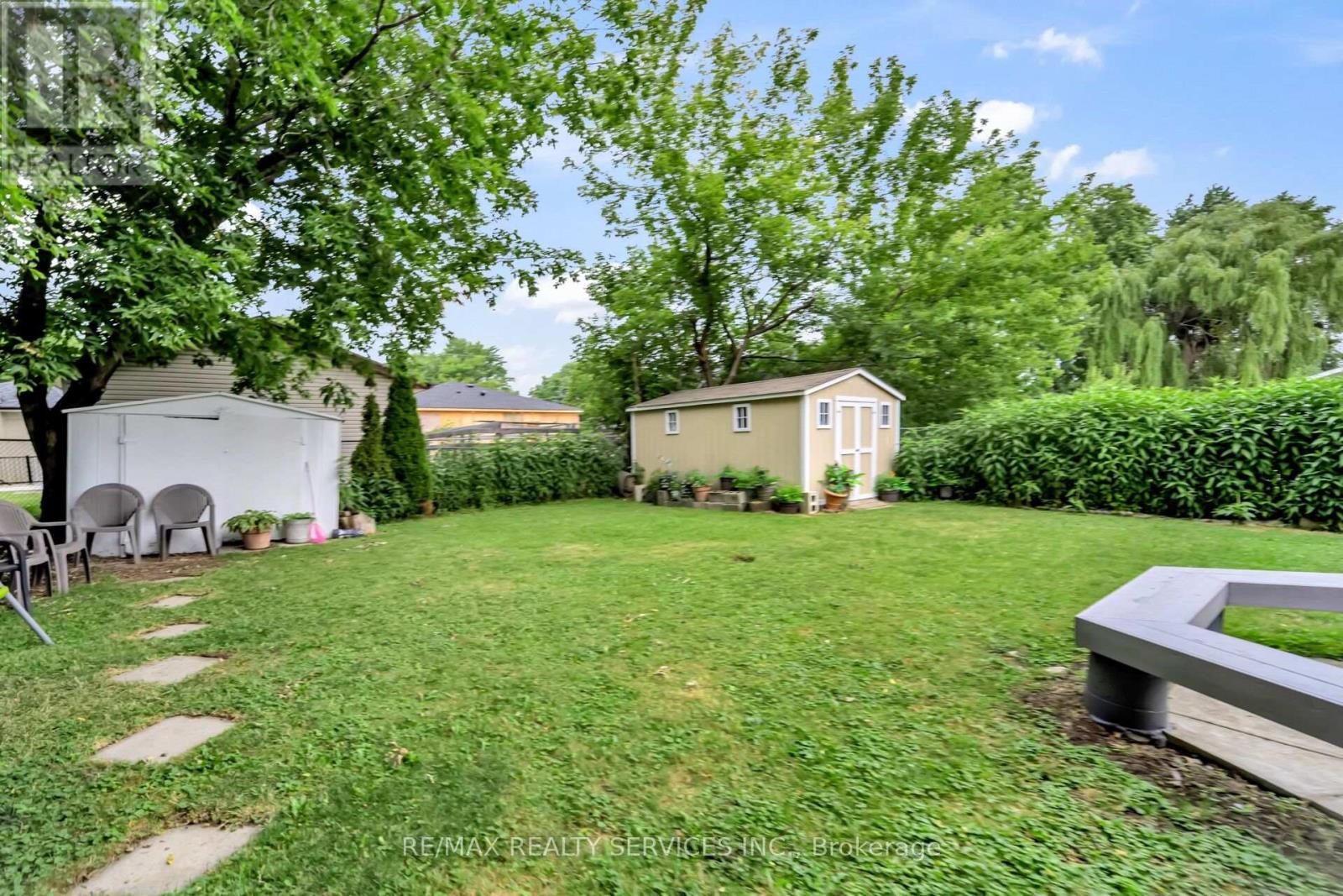 3287 MICHAUD AVENUE - 38