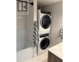 Main/upper - 137 Madoc Drive, Brampton, ON L6V2A5 Photo 7