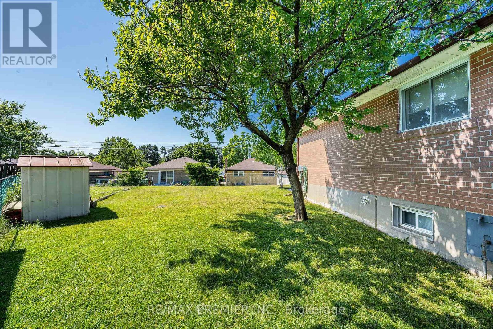 5 VALOIS COURT - 25