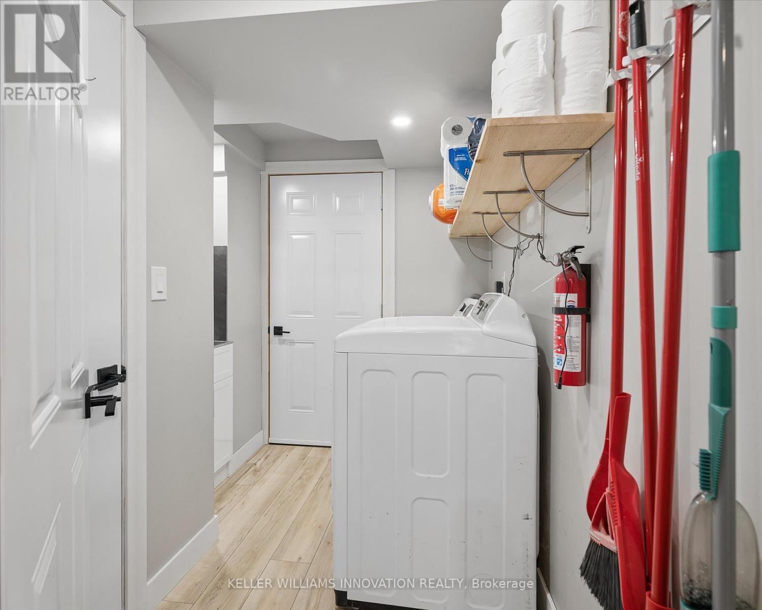 64 WESTBURY CRESCENT - Image 37