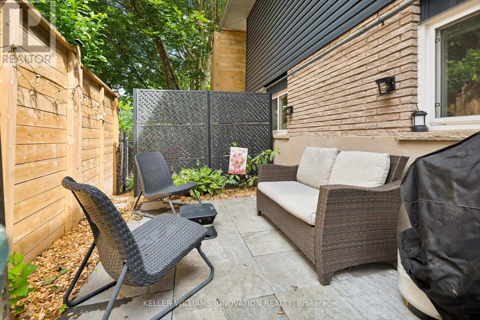 64 WESTBURY CRESCENT - 50