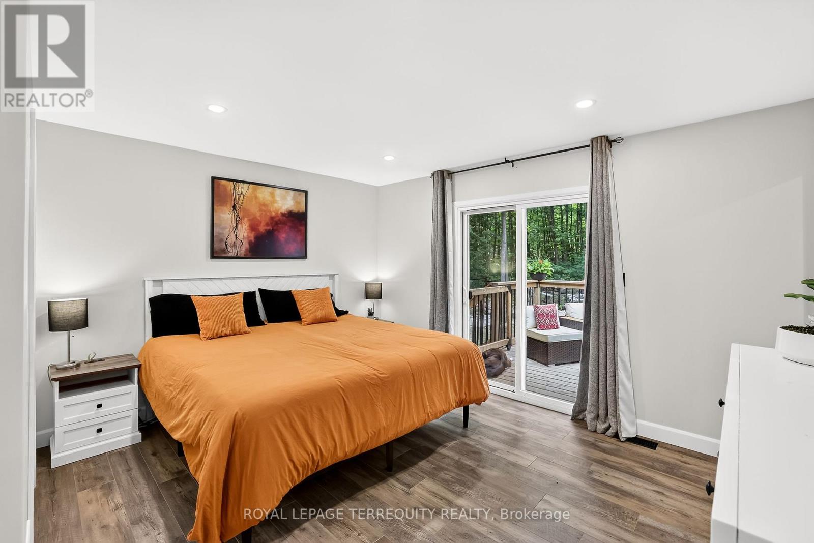 219 STATION ROAD - Image 16