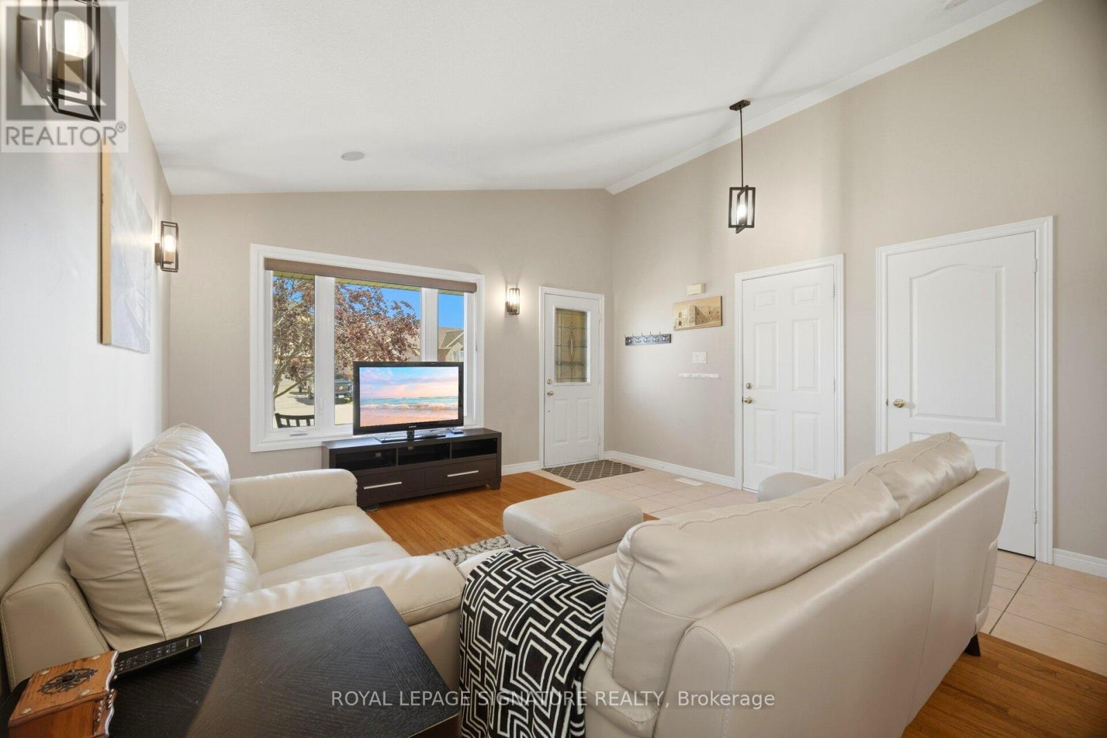 5122 MEADOWOOD LANE - 9