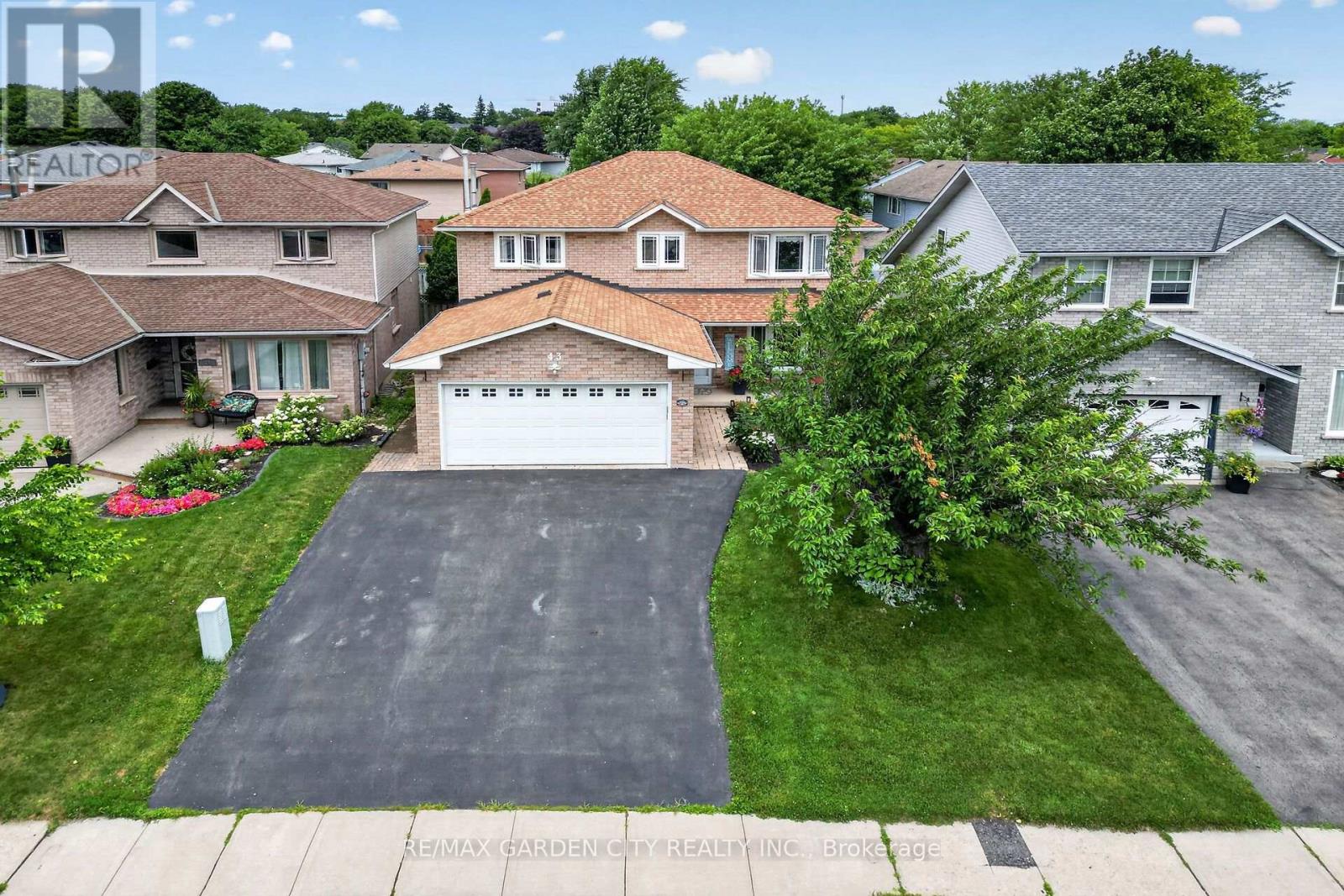 43 BONAPARTE WAY - 3