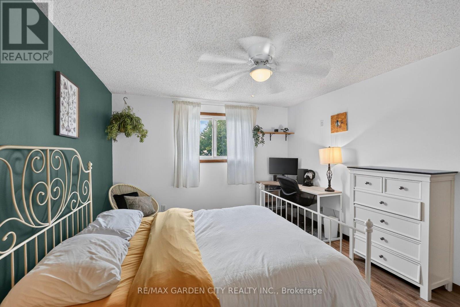 43 BONAPARTE WAY - 30