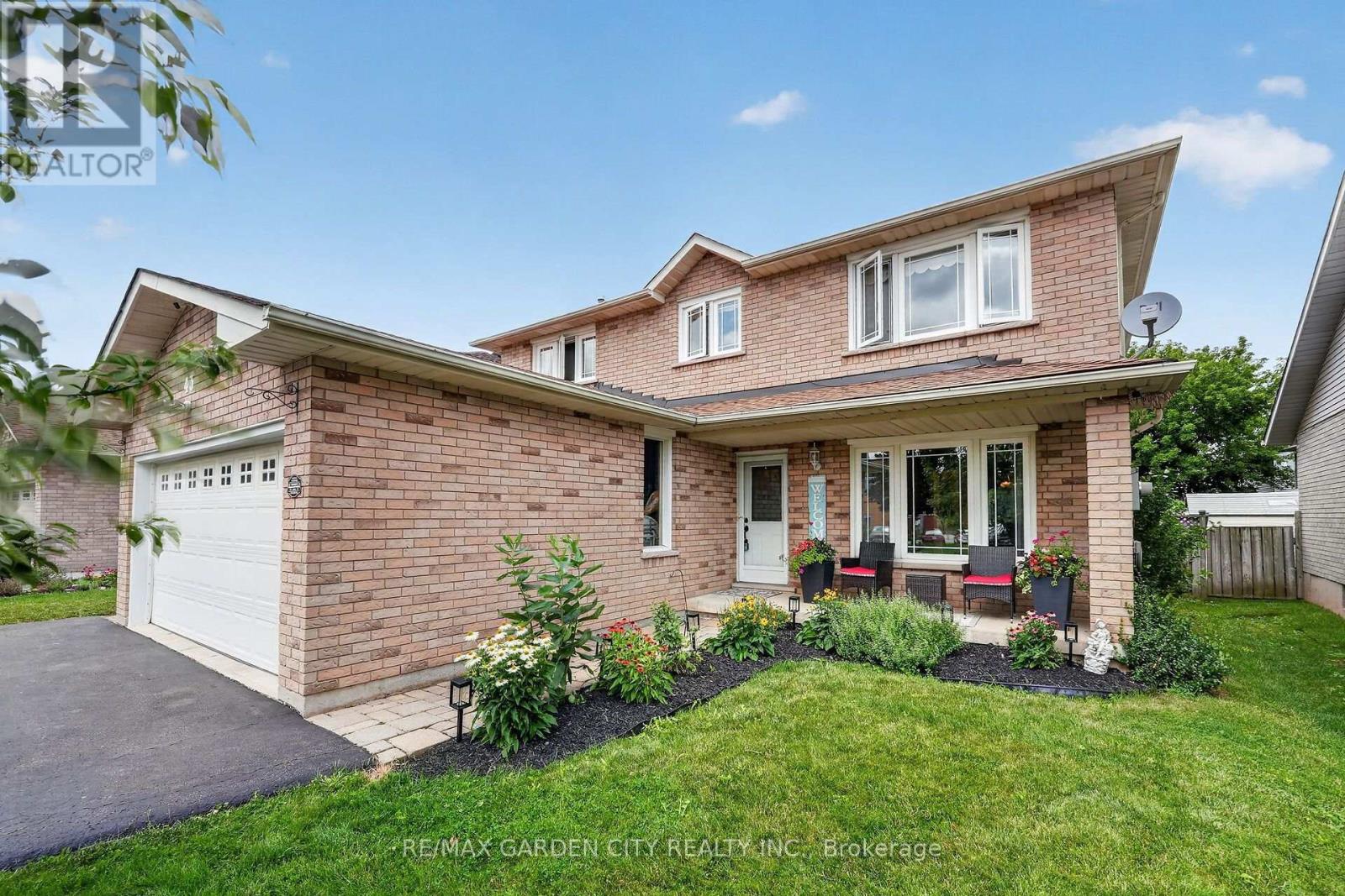 43 BONAPARTE WAY - 4