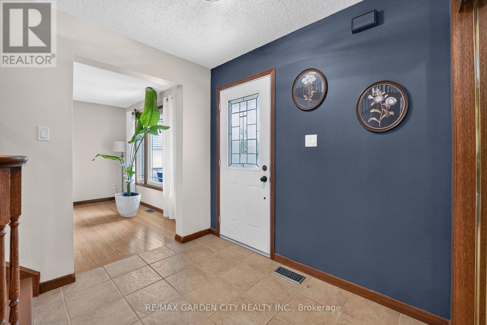 43 BONAPARTE WAY - 5