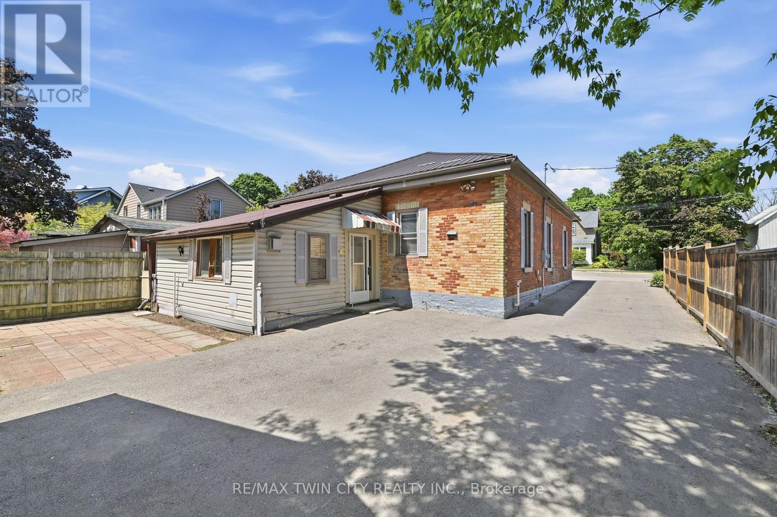 277 MAIN STREET - 29