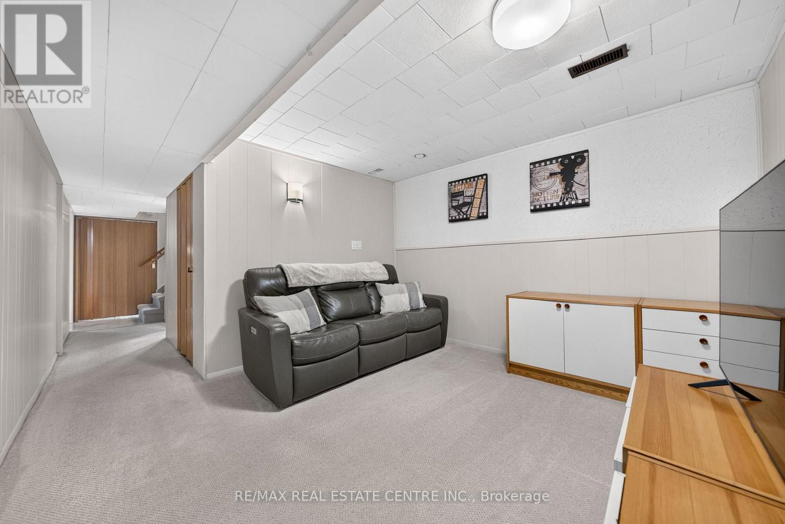 107 LAURENTIAN DRIVE - Image 27