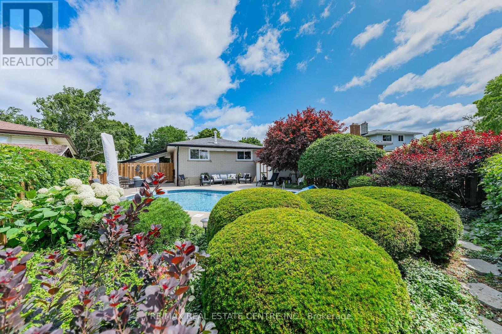 107 LAURENTIAN DRIVE - Image 39