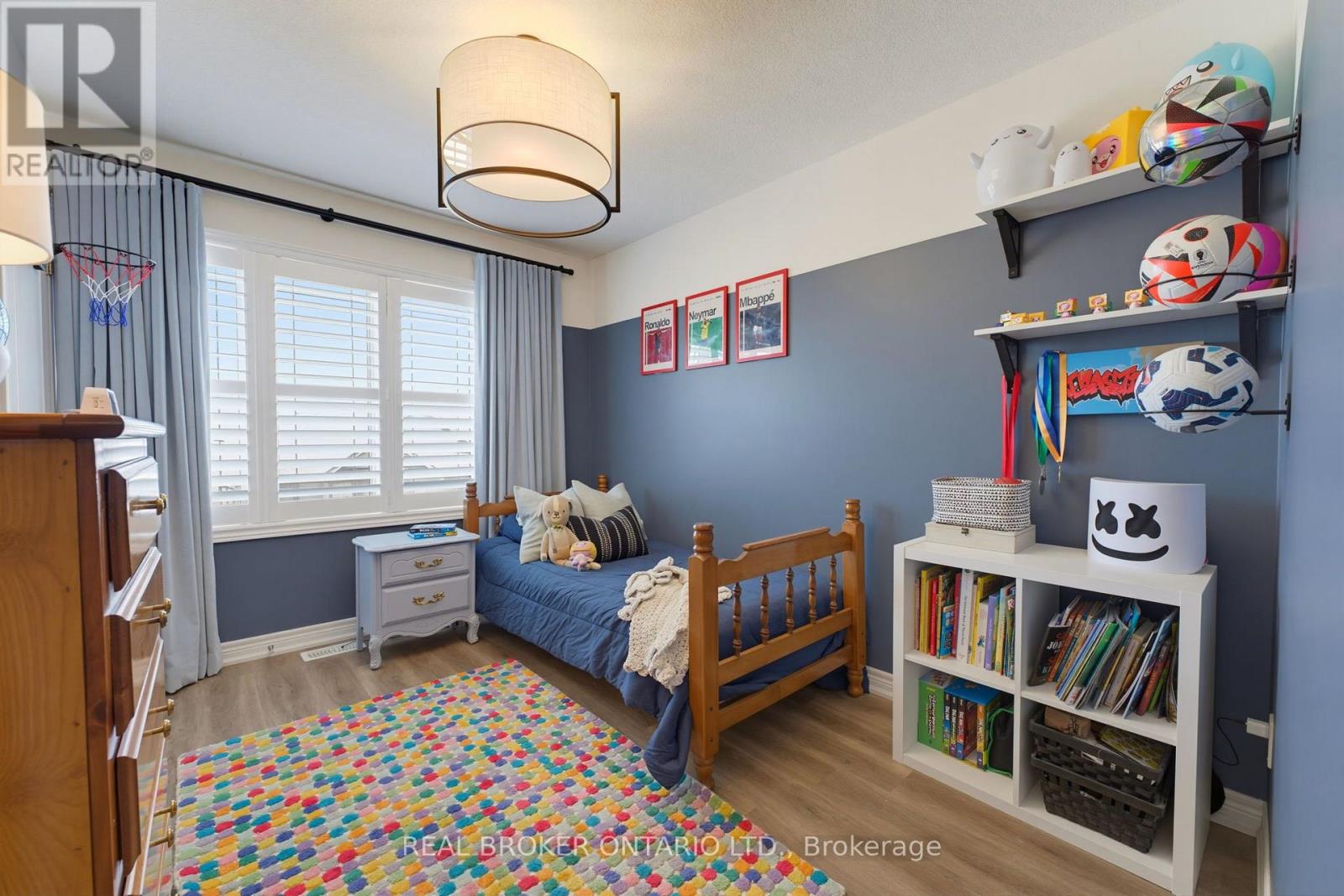#106 77 DIANA AVENUE - 16
