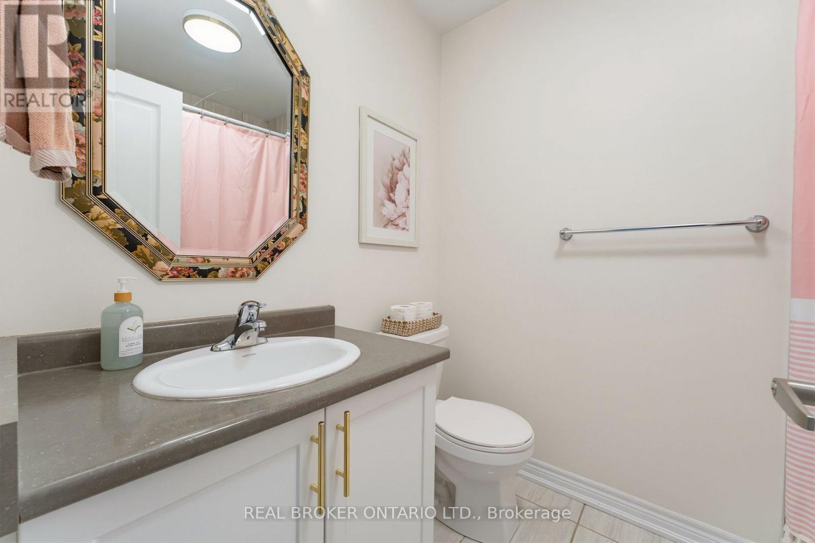 #106 77 DIANA AVENUE - 18