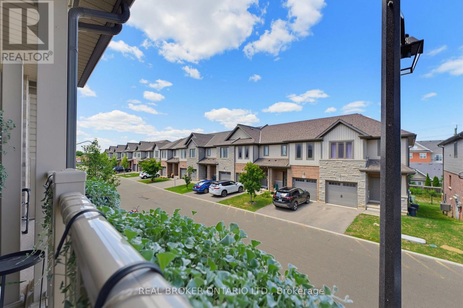 #106 77 DIANA AVENUE - 20