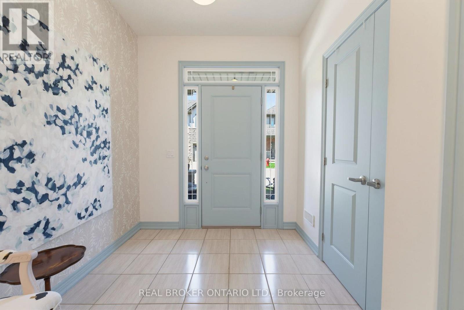 #106 77 DIANA AVENUE - 4