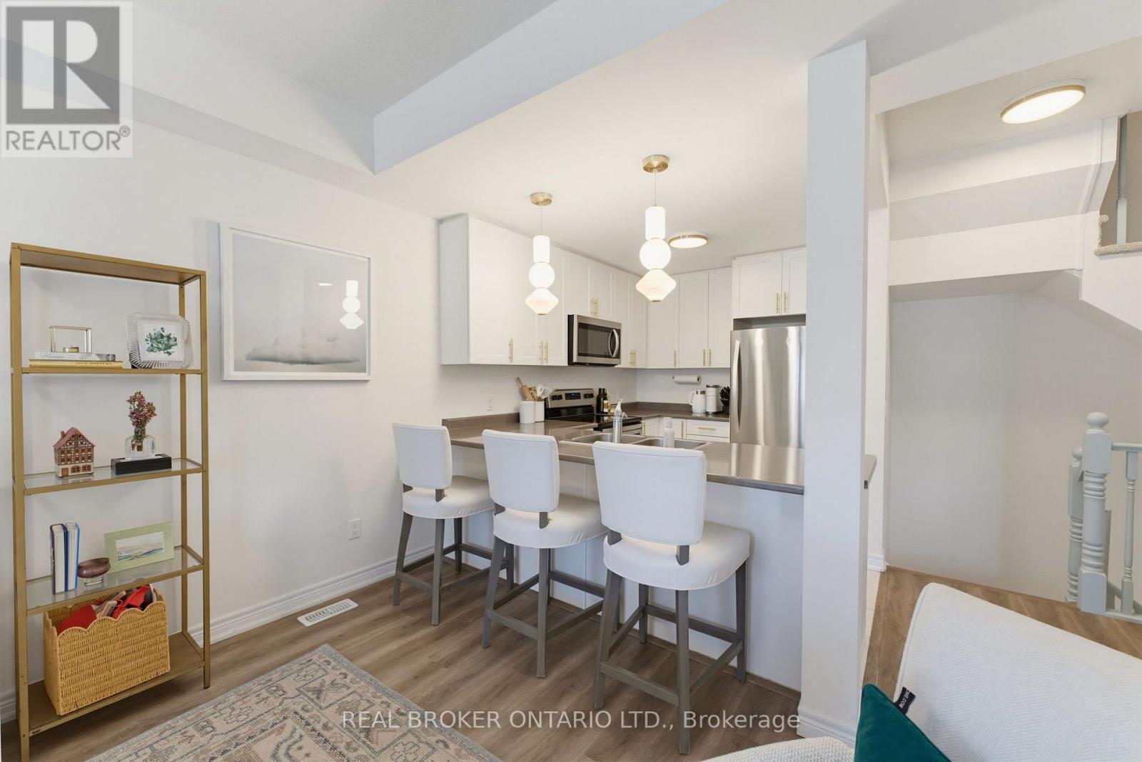 #106 77 DIANA AVENUE - 6