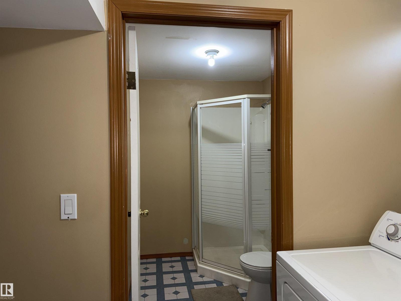 5645 137 AV NW - 17