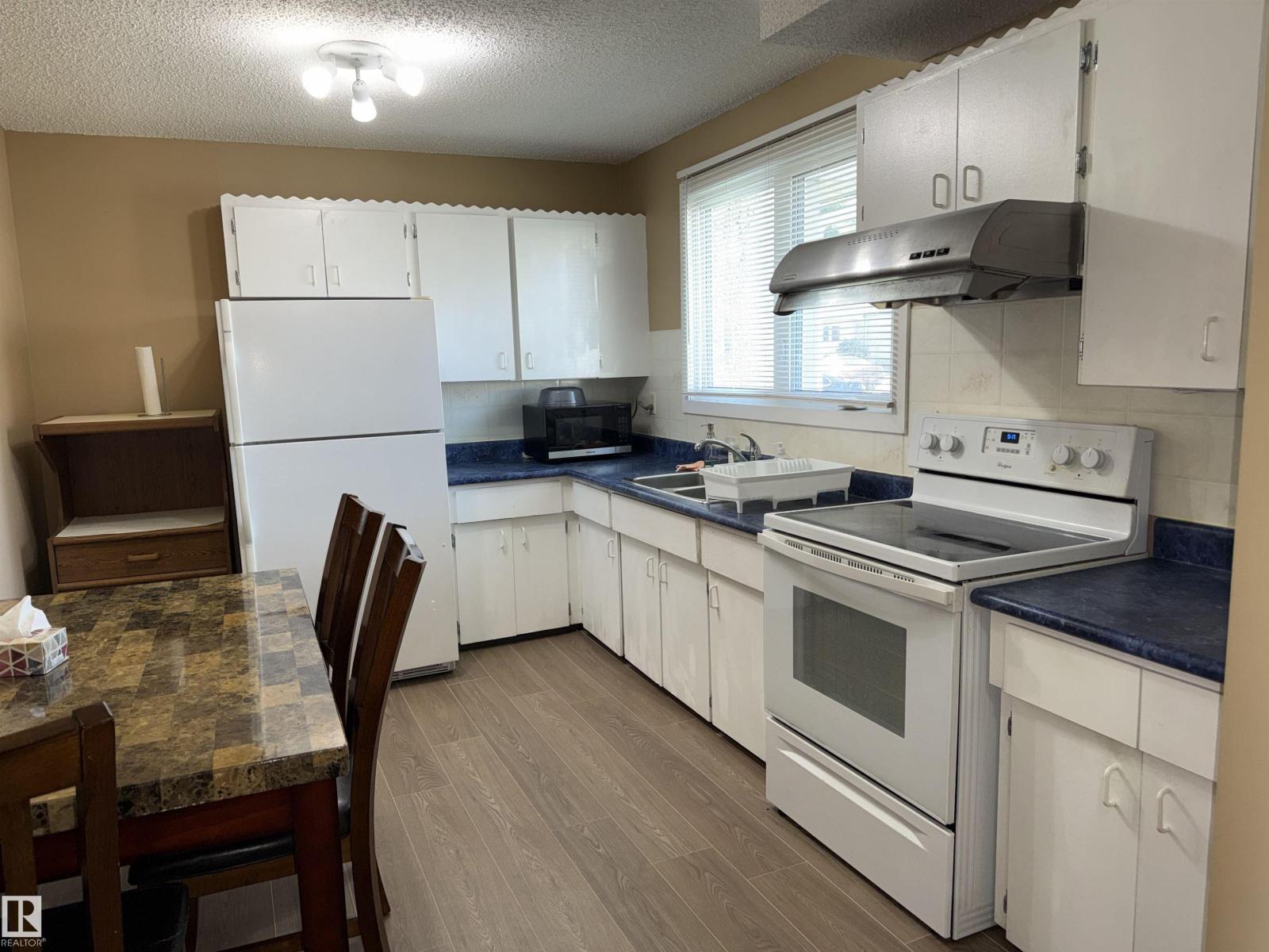 5645 137 AV NW - Image 3